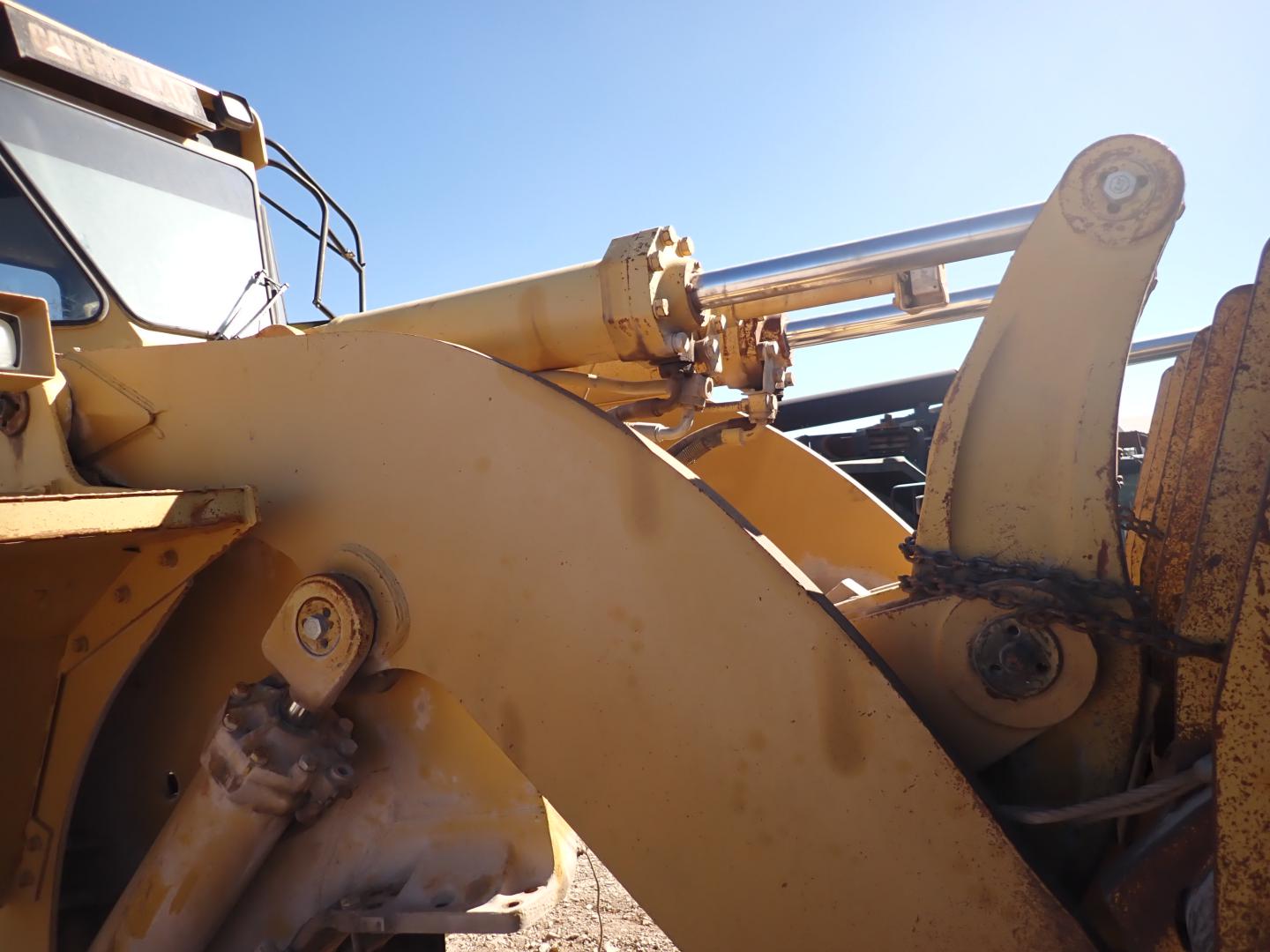 ./imagenes/INVOICE/2019/14778/CARGADOR FRONTAL 988F PARA REFACCIONES (17).JPG